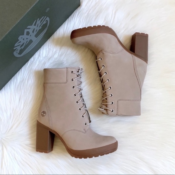 Timberland Camdale 6” Light Taupe Boots - Picture 2 of 8